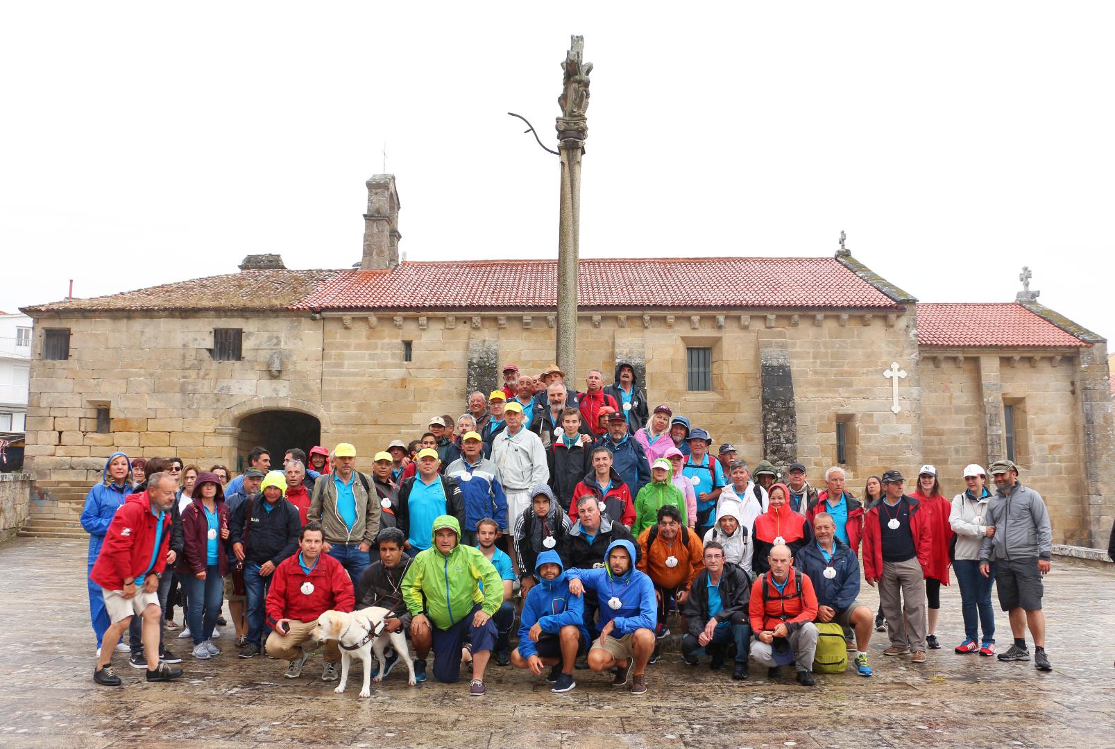 grupo na virxe do camiño1